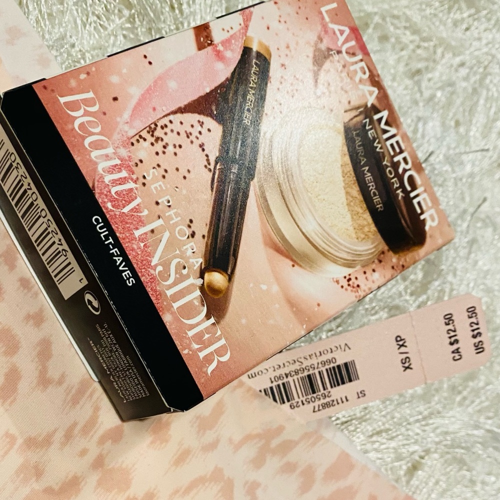 Laura mercier & VS Panty Bundle - Picture 2 of 9